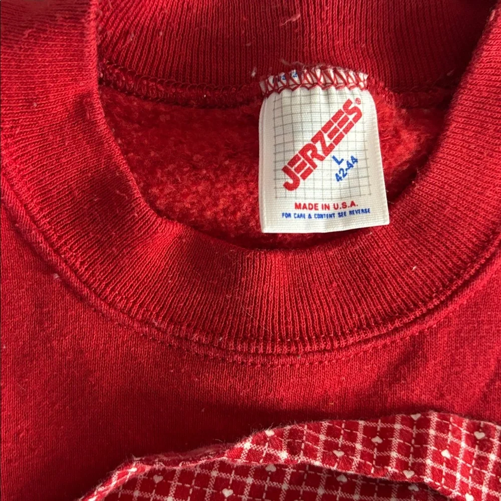 Vintage Santa Sweater Red Size Large Unisex Christmas sweatshirt - Picture 3 of 7